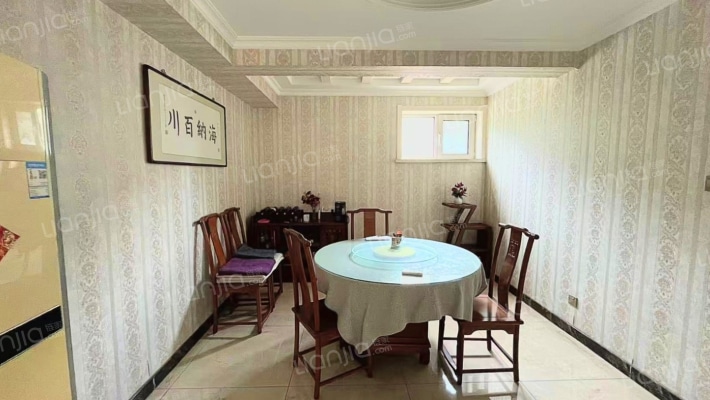 镜湖苑二手房实景图