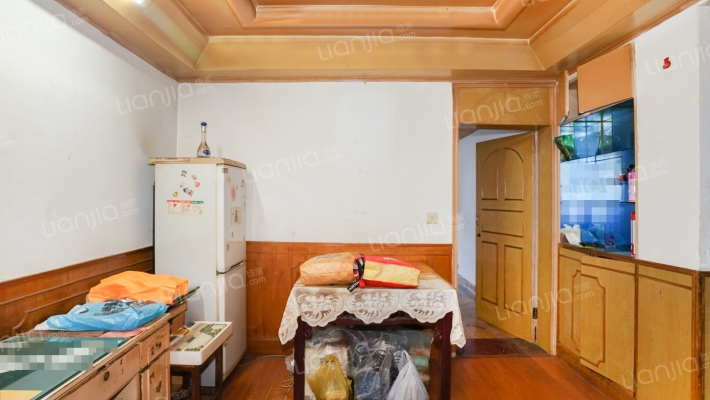 杨泰一村二手房实景图