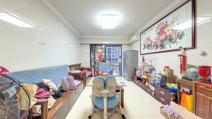 招商依云华府二手房实景图