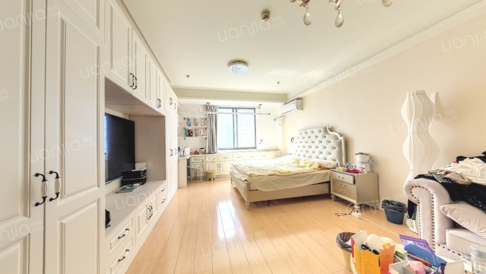 云河湾七号公馆二手房实景图