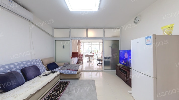 在水一方二手房实景图