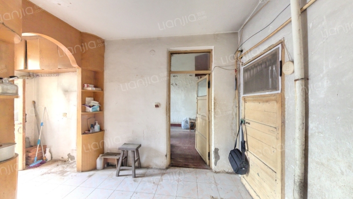 大万莲社区二手房实景图