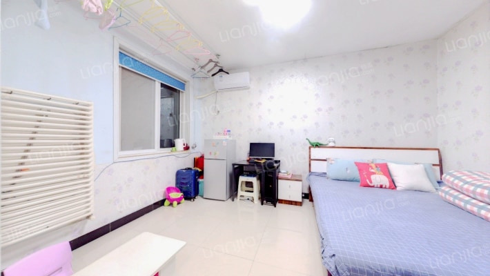 晶华城西区二手房实景图