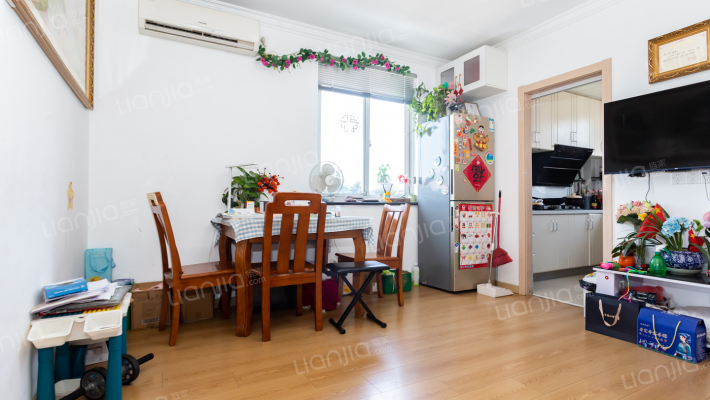 航华三村一街坊二手房实景图