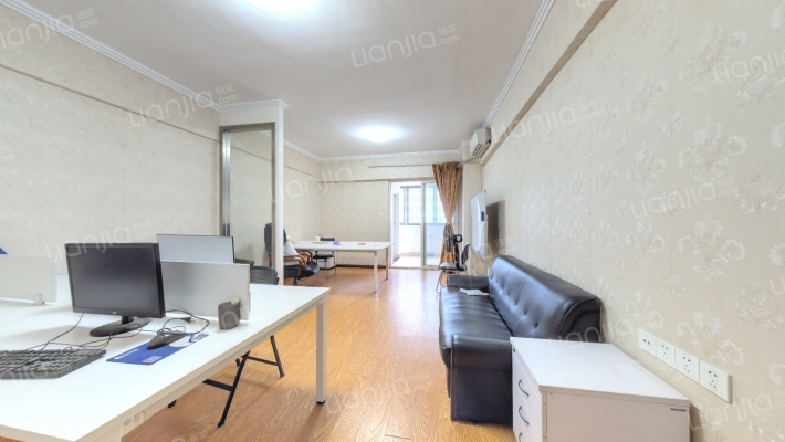 武汉客厅二手房实景图