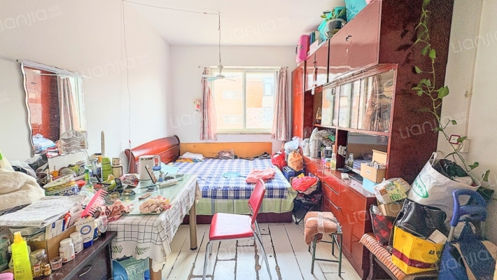 红汾西里二手房实景图