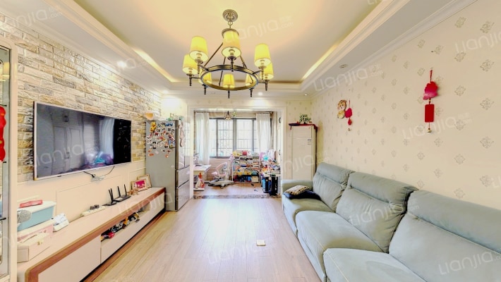 中建芙蓉嘉苑二手房实景图