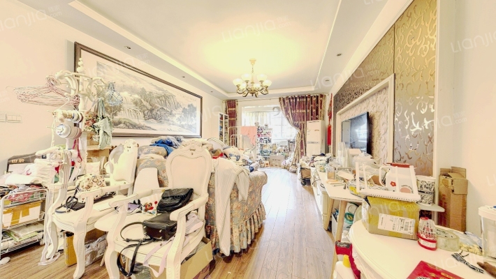 国色天香二手房实景图