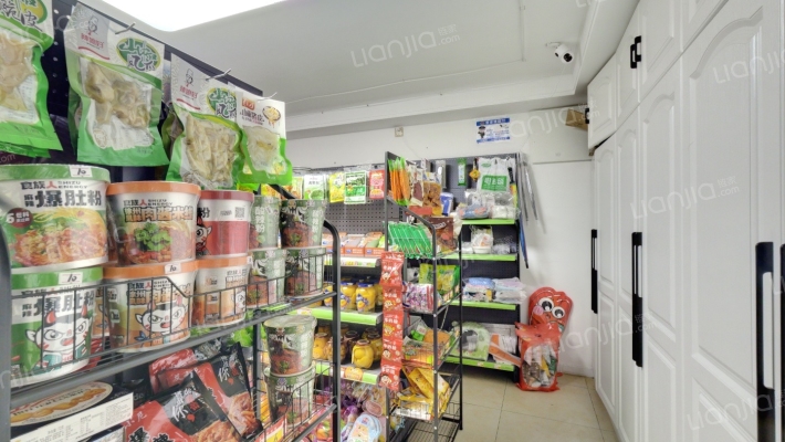 奥威5514小区二手房实景图