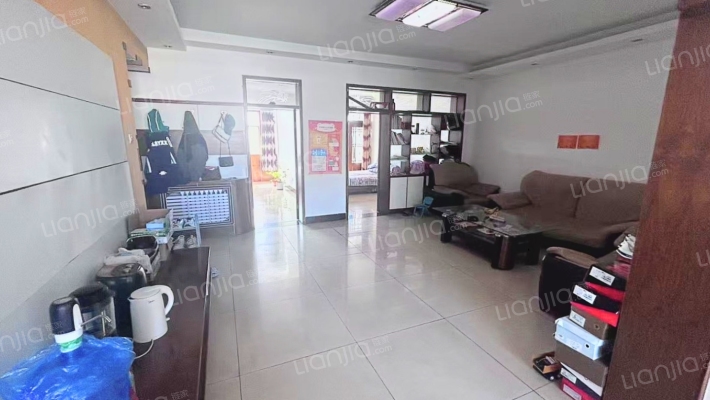 礼堂新楼居民区二手房实景图