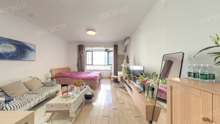 风格派二手房实景图