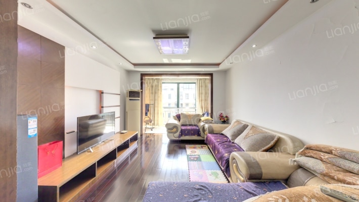 龙馨华庭二手房实景图