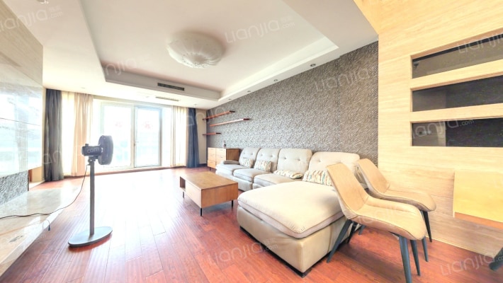 万科中粮逸庭二手房实景图