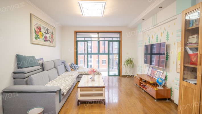 水岸名居二手房实景图