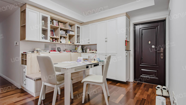 静安兴海城二手房实景图