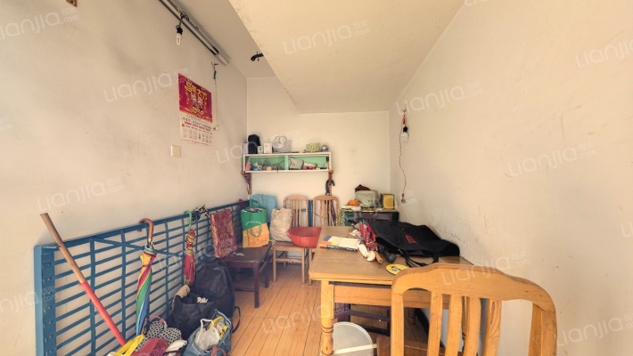 梅山中学新村小区二手房实景图