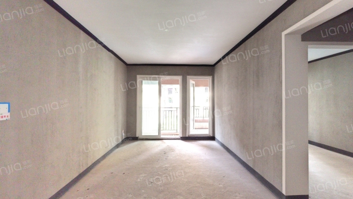 融创春晖十里御峰庭二手房实景图