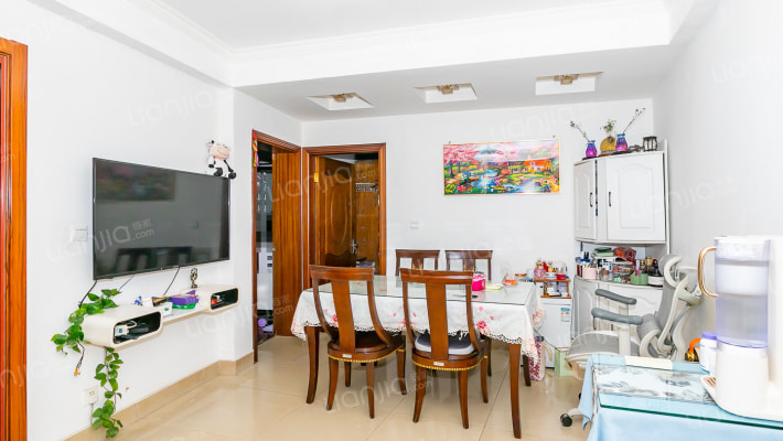 四达路166弄二手房实景图