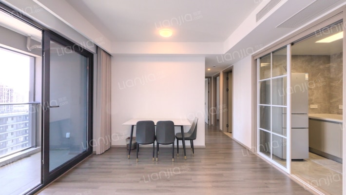 咏兰郡二手房实景图