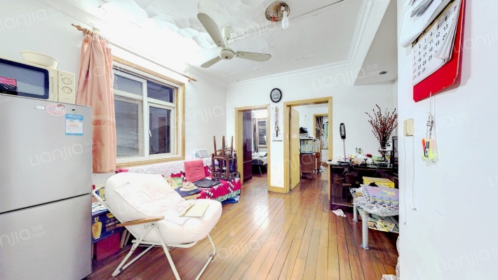 银都新村(8至10区)二手房实景图