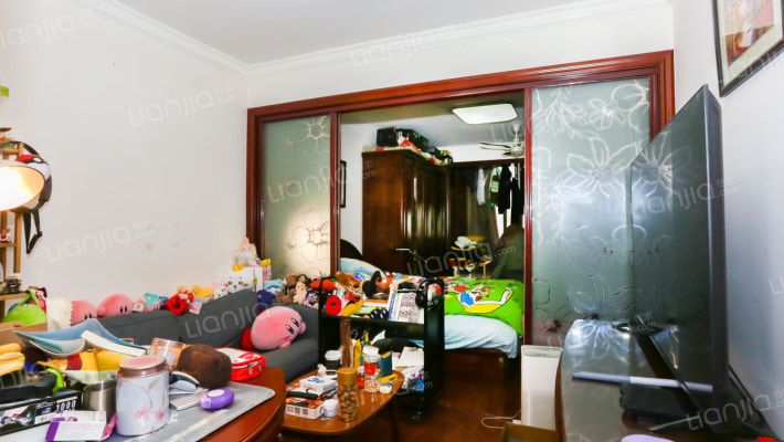 中华新路1140弄二手房实景图