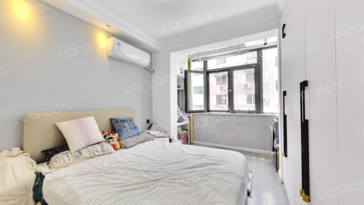 虹旭小区二手房实景图