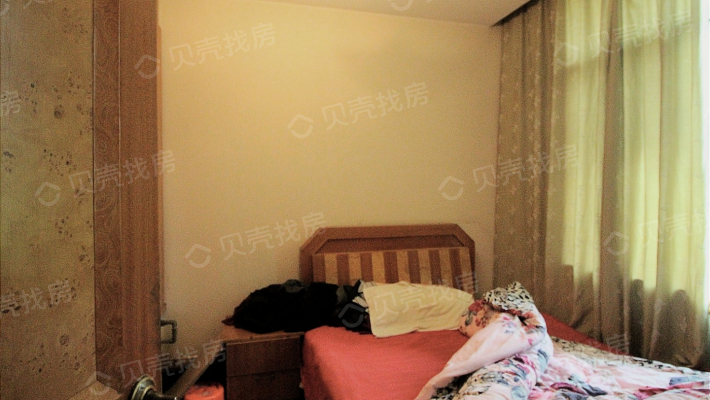 户型方正，生活配套齐全，绿化面积覆盖高，干净整洁，-卧室F
