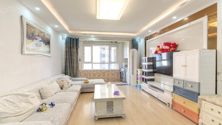 盛世华章二手房实景图