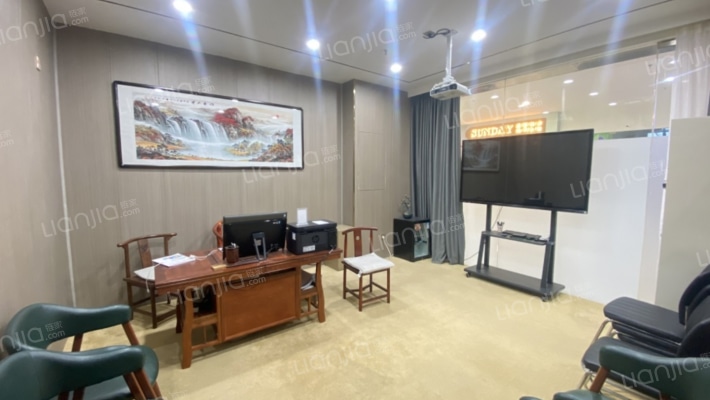 旭辉中心二手房实景图