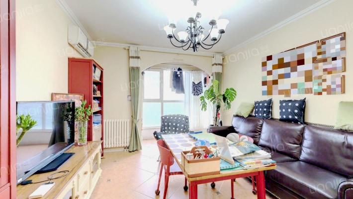 梦想家园东区二手房实景图