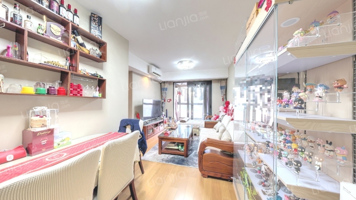 嘉誉山E区二手房实景图