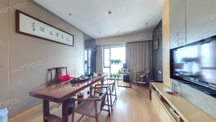 保利世界贸易中心二手房实景图