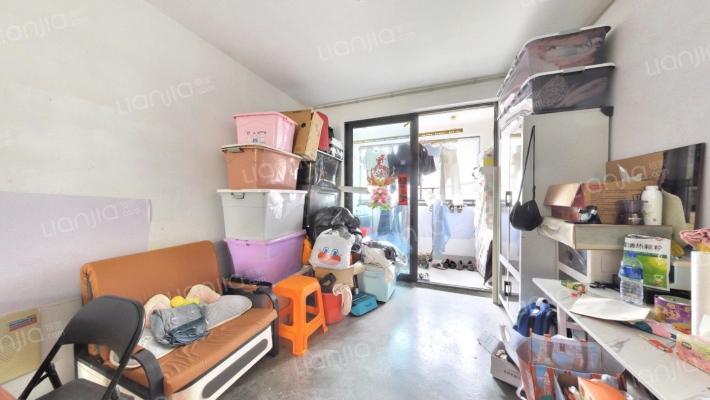 佘北家园木荷苑二手房实景图