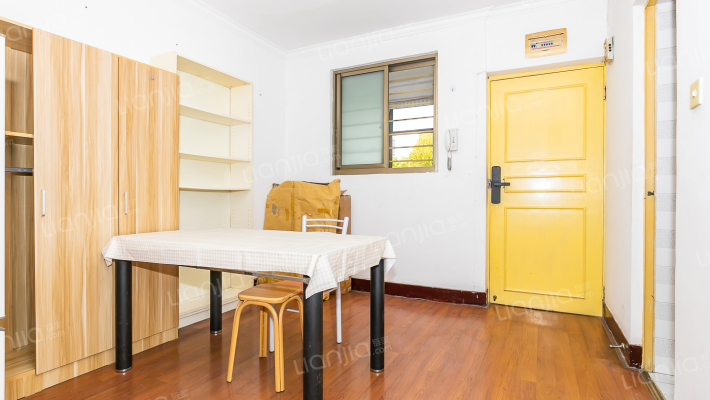 东四小区二手房实景图