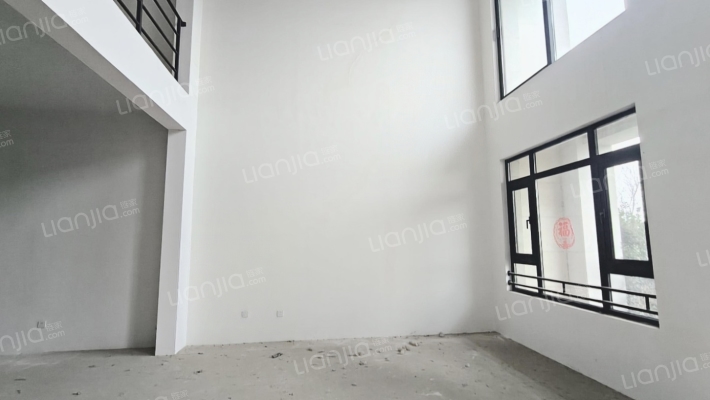 万科长基云庐二手房实景图