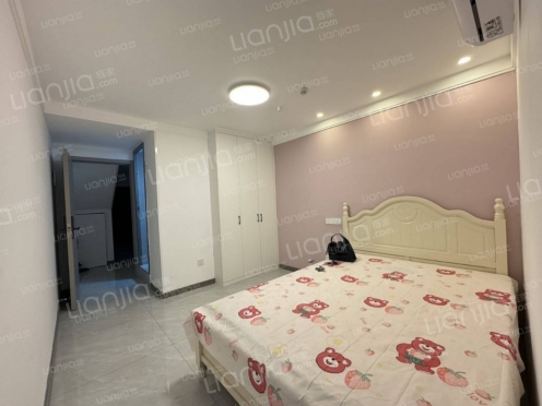 合租·绿地缤纷熙街 5居室 西卧