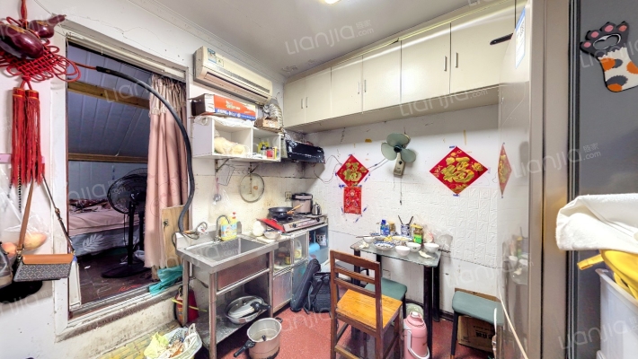 信余里二手房实景图