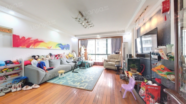 久久公寓二手房实景图