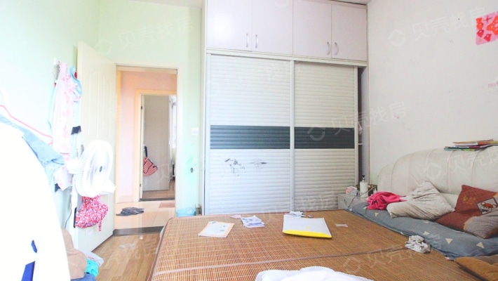 上江北精装两室 中间楼层 带家电家具出售-卧室B