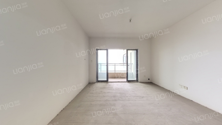 国际社区江御二手房实景图