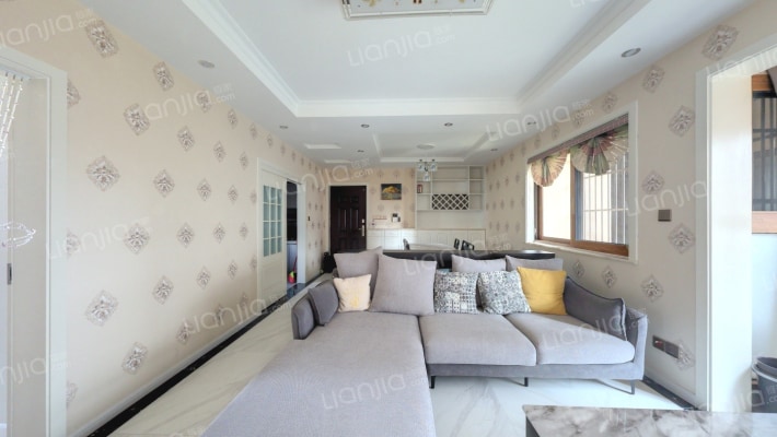 新城吾悦华府二手房实景图