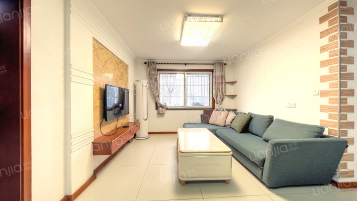 新桥家园二手房实景图