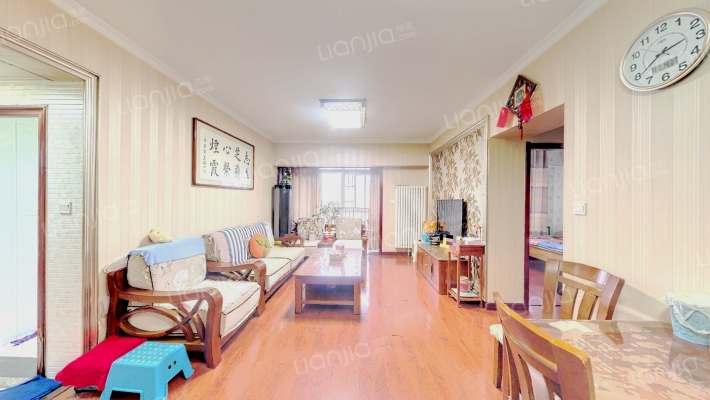 盛龙广场4号地二手房实景图