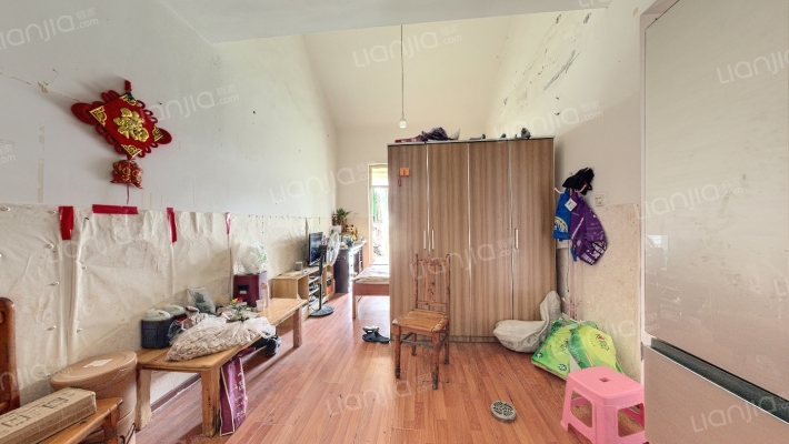 新桥丽景B区二手房实景图