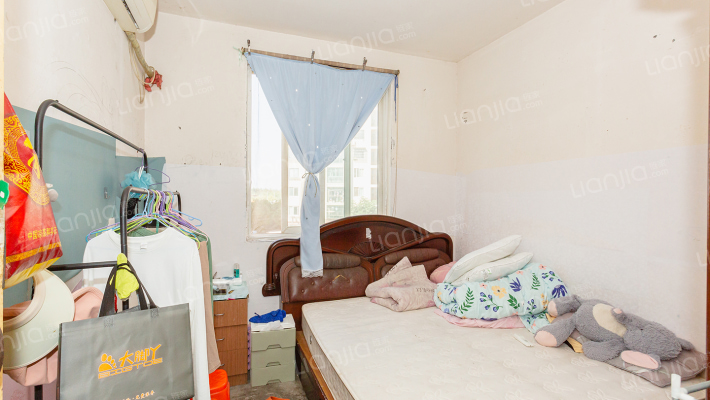 中凌东港苑二手房实景图