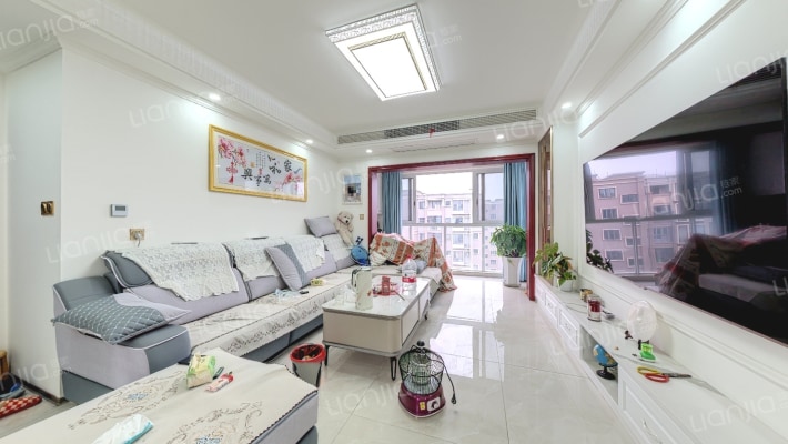 蜀镇金悦湖二手房实景图