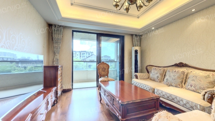 华润中央公园四期(浩翔路98弄)(公寓)二手房实景图