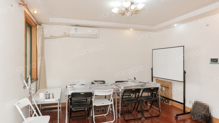 万里四季苑二手房实景图