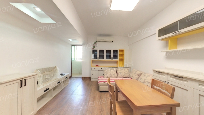 冠城大厦二手房实景图