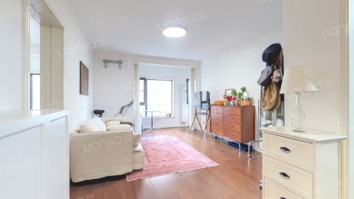 东亚逸品阁二手房实景图